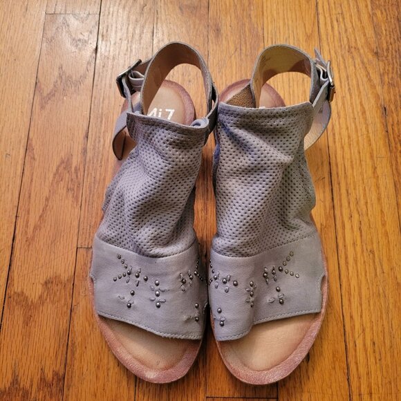 Miz Mooz 41 Gray Leather Sandals Studded Detail 9.5 10 Open Toe 9.5 10 FIFI - Picture 2 of 7